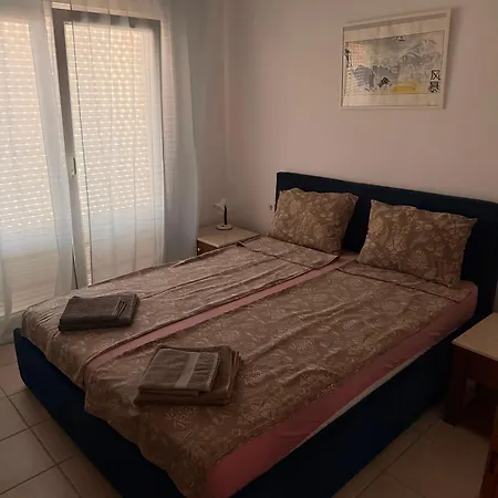 Apartment Florina Perea Beachside Néoi Epivátai