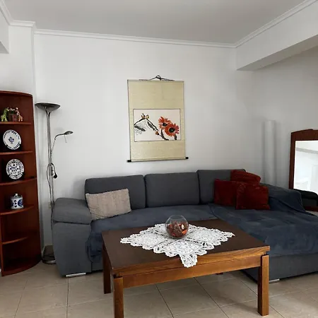 Florina Perea Beachside Apartment