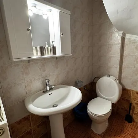 Florina Perea Beachside Apartment