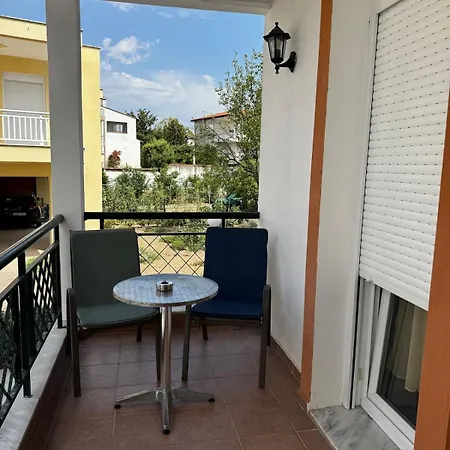 Apartment Florina Perea Beachside *
